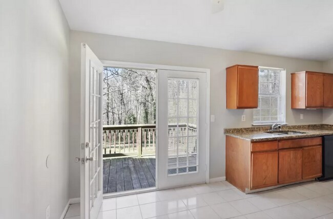 Photo - 3 bed 2 bath in Decatur!