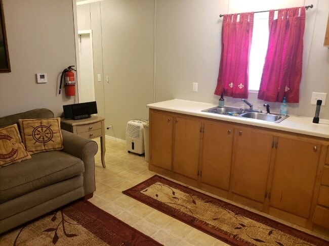 Photo - 161 E Crest Dr