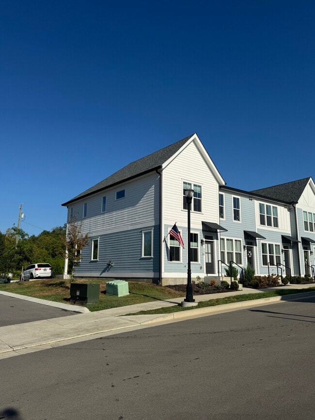 Photo - 111 Stella Dr