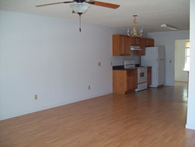 Photo - Duplex For Rent Unit B