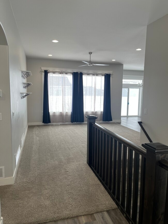 Living Room - 685 W Roxbury St