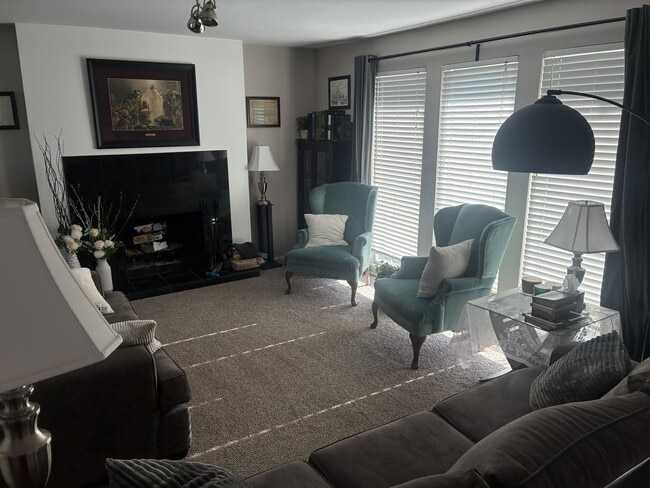 Building Photo - 5503 Walden Wood Cir