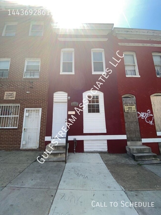 Photo - 2205 W Baltimore St Townhome