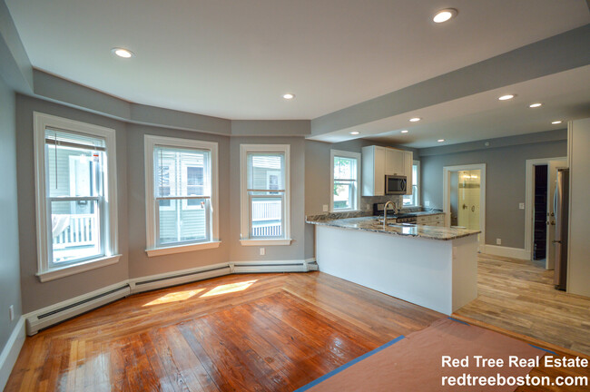 Photo - 6 South St Townhome