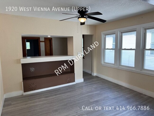 Photo - 1920 W Vienna Ave