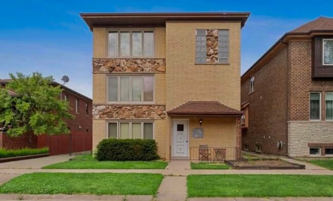 Building Photo - 2722 N 74th Ave Rental