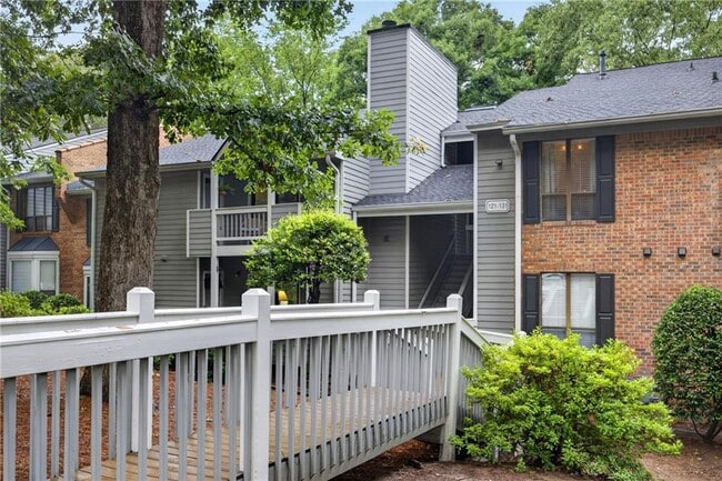 Photo - 123 Warm Springs Cir