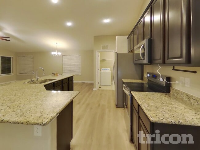 Photo - 6748 Lamine Dr
