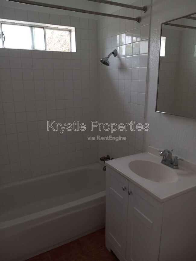 Photo - 350 Thomas Ave Unit A