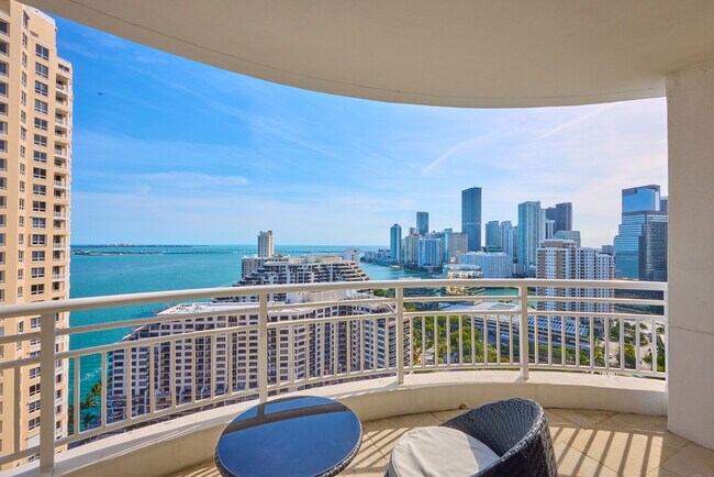 Photo - 848 Brickell Key Dr