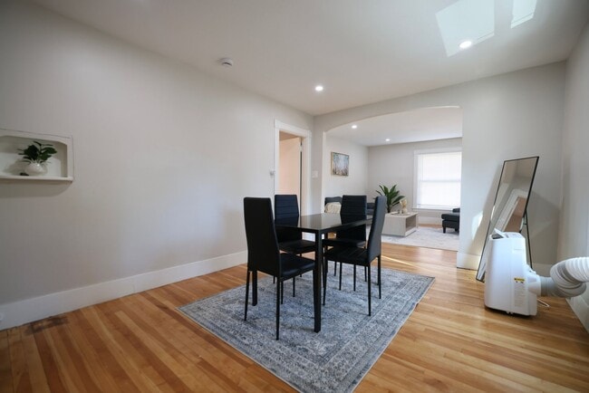 Photo - 16 Orange St