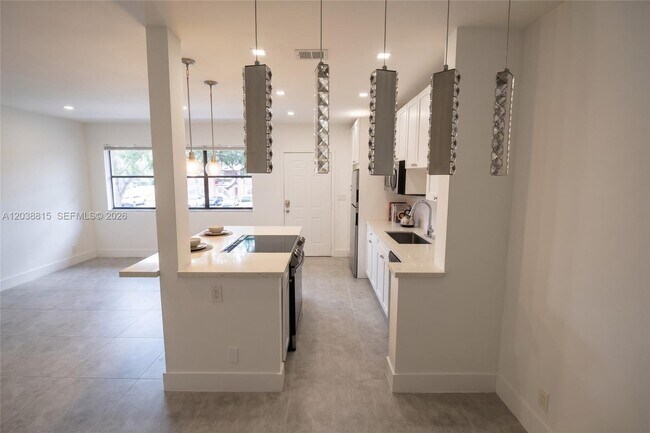 Photo - 11576 NW 42nd St Unit 11576