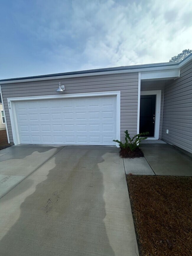 Photo - Field View 4BD/ 2BA