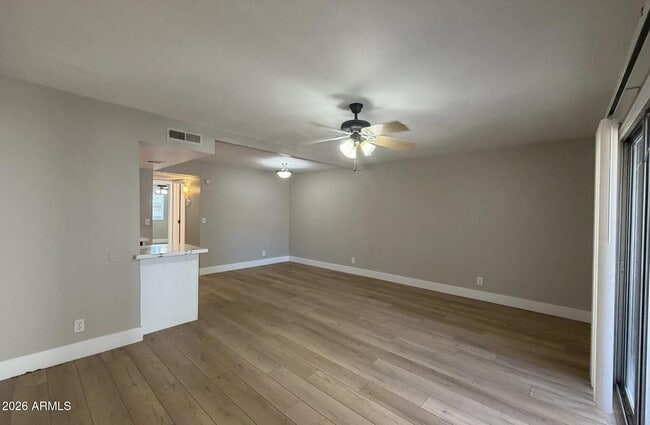Photo - 740 W Elm St