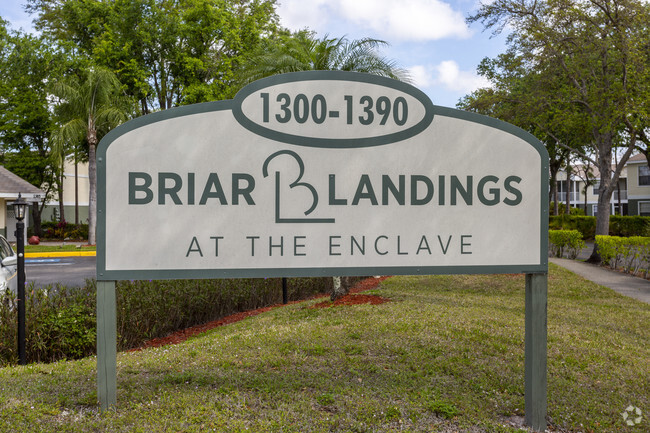 Building Photo - Briar Landings Rental