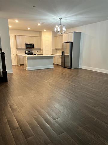 Photo - 293 Ferndale St