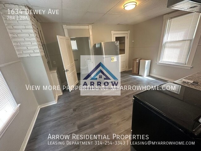 Photo - 1634 Dewey Ave