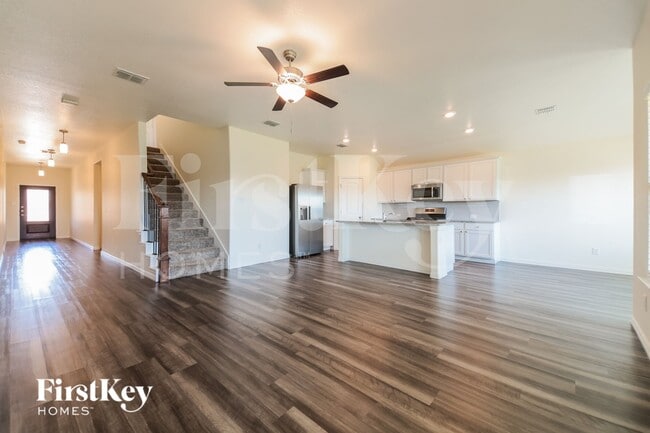 Photo - 1304 Renoir Dr