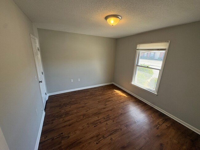 Photo - 130 Lanier Dr #32