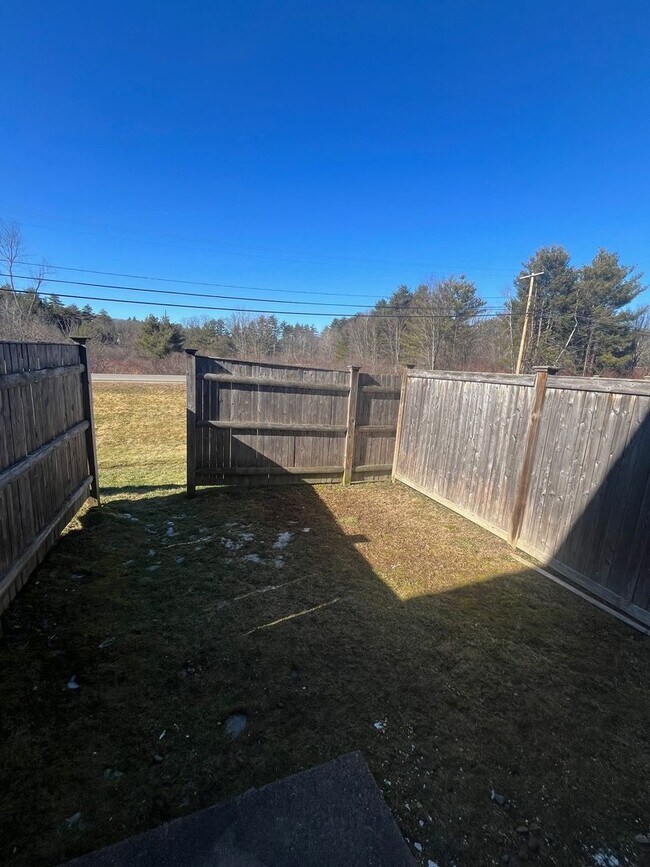 Photo - 19 Otter Brook Cir
