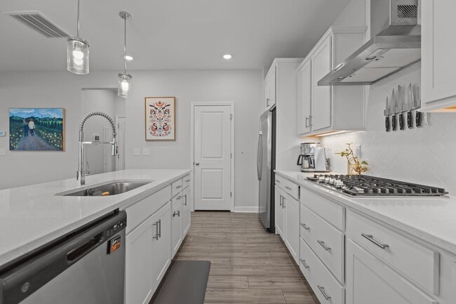 Photo - 604 Craftsman Rdg Trl