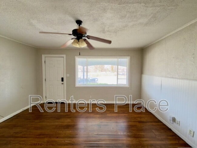 Photo - 7212 E 4th Pl