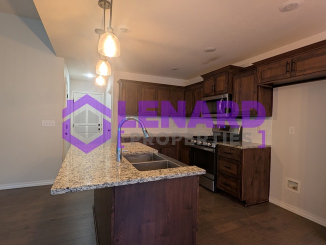 Photo - Spacious 3 Bedroom Home!