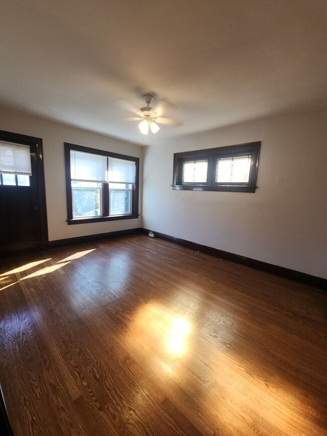 Photo - 6040 Southwest Ave Unit 6040 -2F