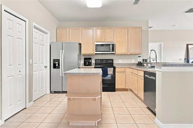 3616 Valleyview Dr
