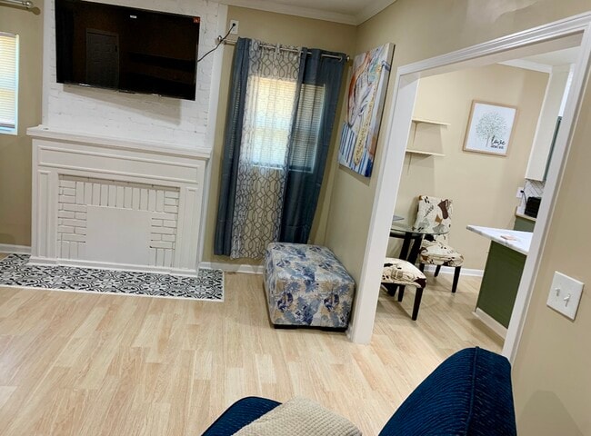 Photo - 4220 10th Ave