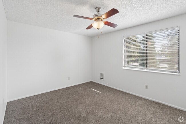 3BR, 1BA - 1,260SF - Bedroom
