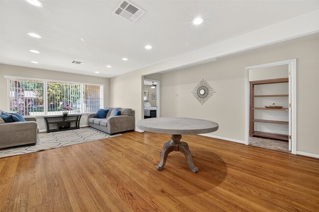 Photo - 4045 Osby Dr