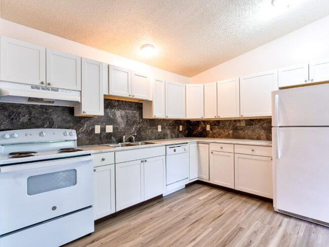 Photo - Whetstone Manor