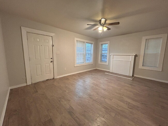 Photo - 1925 26th St