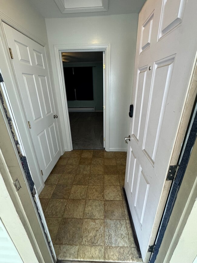 Photo - 109 Tower Ln Unidad Tower Lane