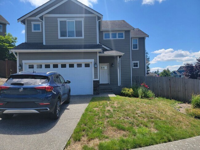 Building Photo - Bright, Spacious 4 bedroom in Poulsbo