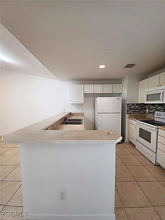 Building Photo - 2211 NE 15th Ln Rental