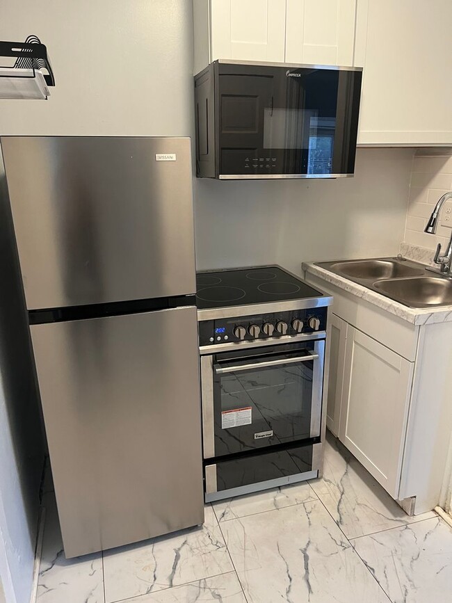 Photo - 1125 S Ridgewood Ave Unit 1125 B