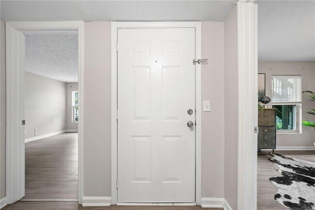 Photo - 705 Beaufort Cir