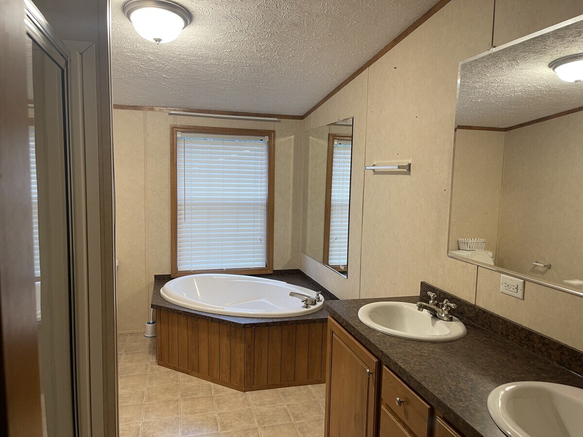 Photo - 982 Bethel Church Rd