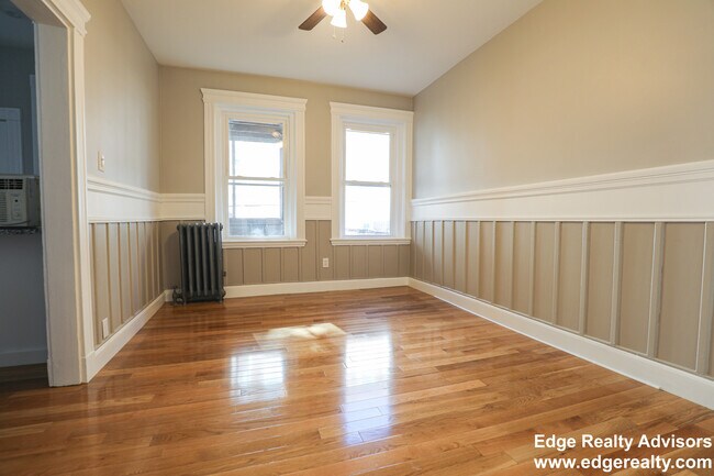 Photo - 1904 Beacon St Unit 2