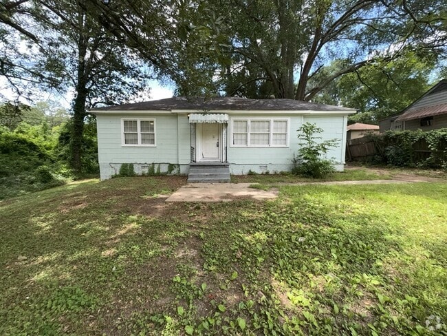 Building Photo - 1857 Westover St Rental