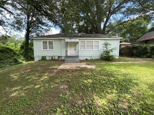Building Photo - 1857 Westover St Rental