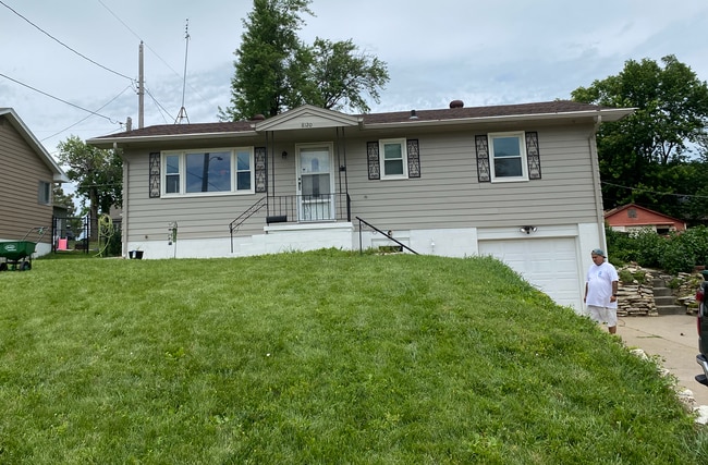 Building Photo - 8120 Burdette St