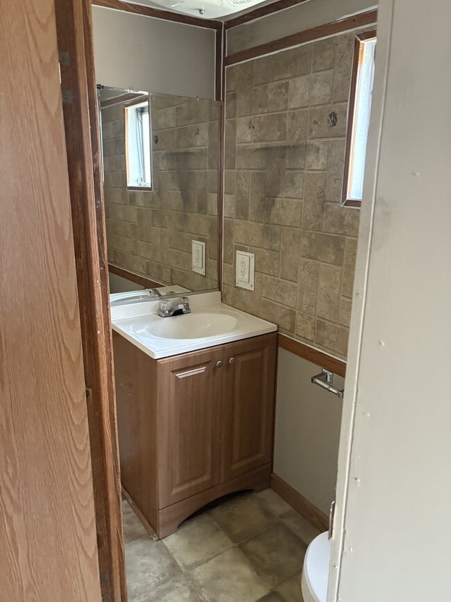 Photo - 2121 Cliffwood Rd