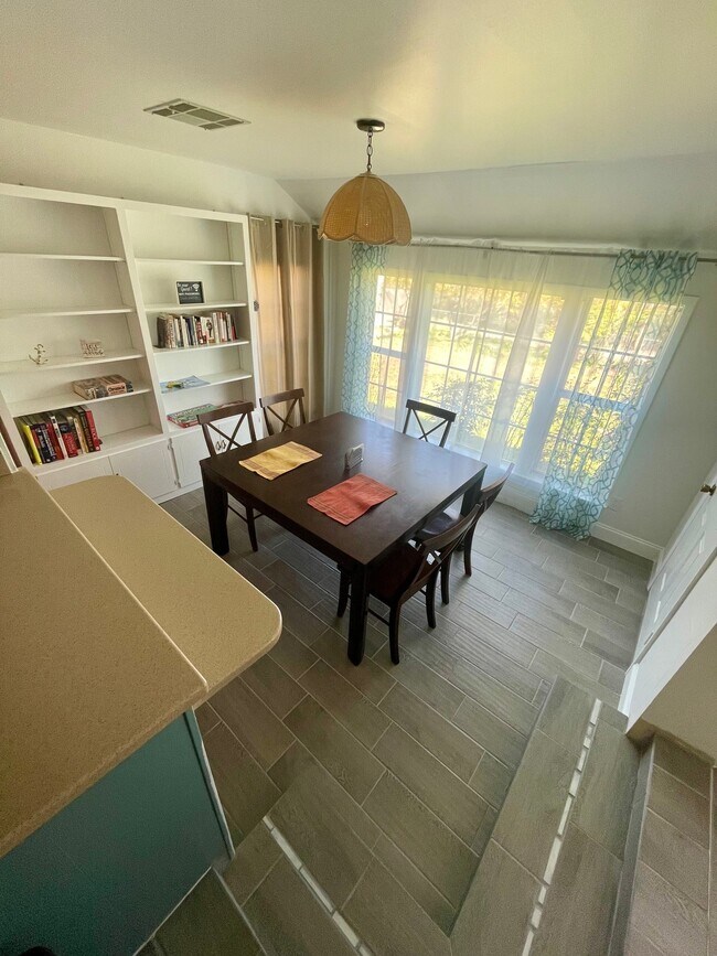 Photo - 3104 W Avenue T