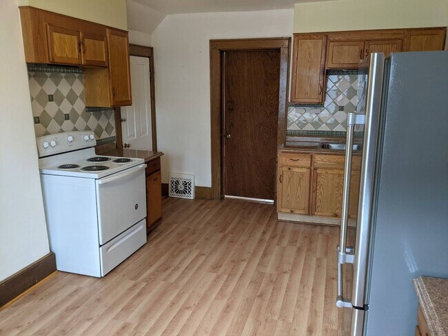 Photo - 214 N State St Unit 214 N State Street