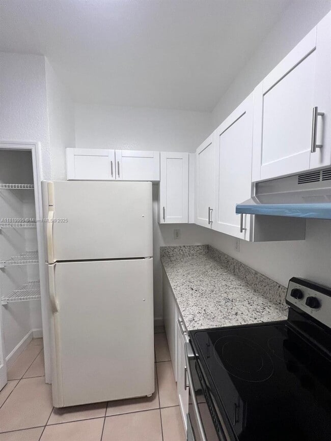 Photo - 7040 NW 177th St Unit 201-23