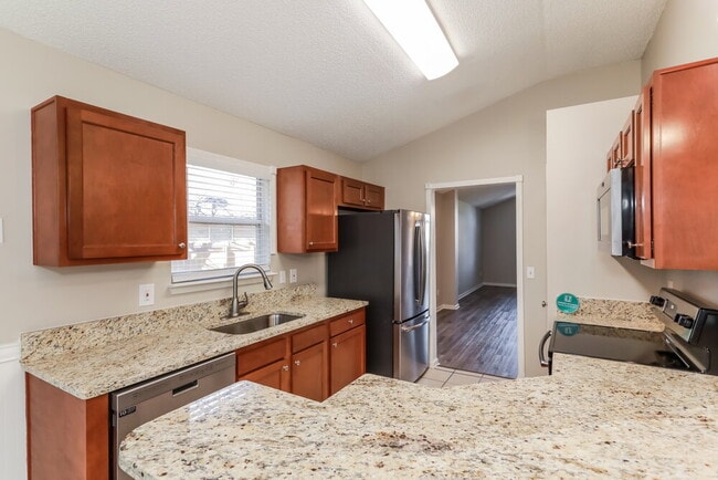 3343 Shauna Oaks Cir E
