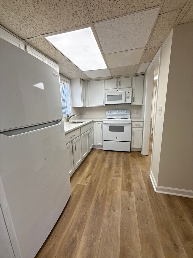 Photo - 1329 Watts Rd Unit 1329 Watts Rd - B